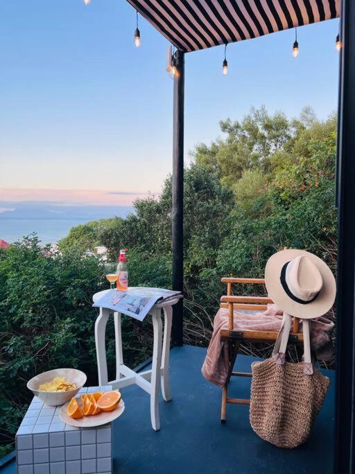 The Bachelor Apartment Mossel Bay Exterior photo