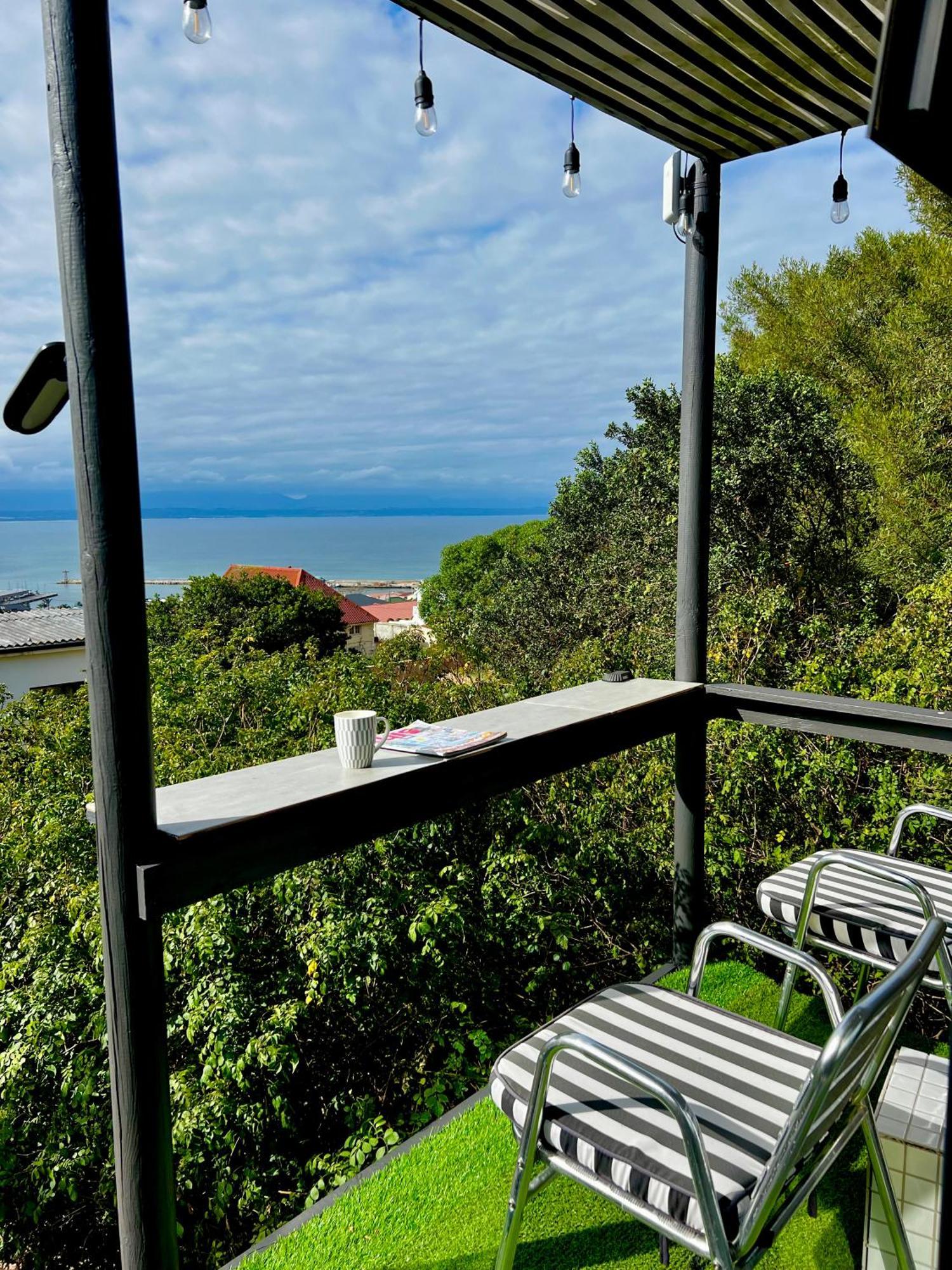 The Bachelor Apartment Mossel Bay Exterior photo